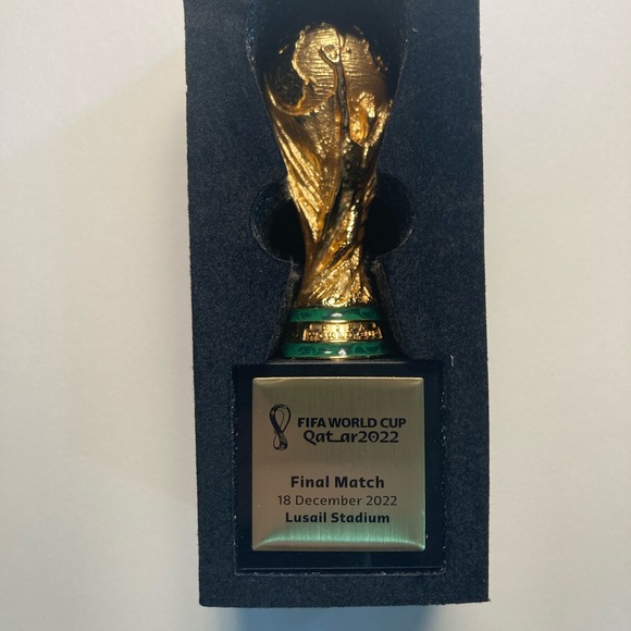 Fifa World Cup trophy 2022 Final Match - Picture 4 of 8